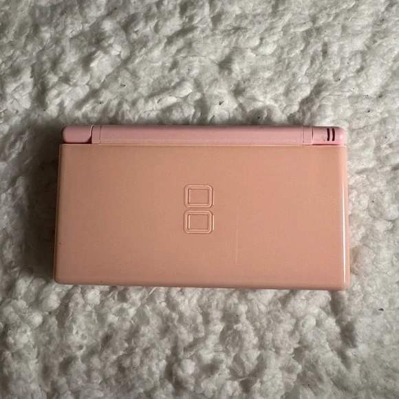 Nintendo DS Lite Pink Console with Game Collection - Picture 3 of 12